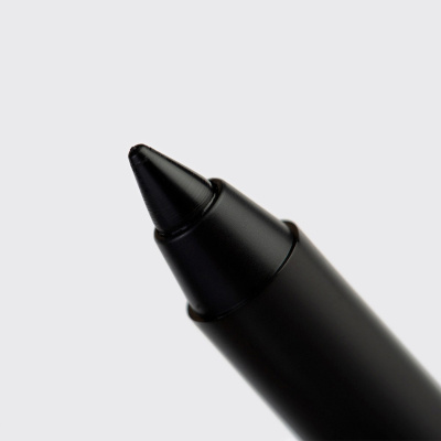 Карандаш-каял для глаз устойчивый гелевый Vivienne Sabo Liner Virtuose Kajal тон 01, черный оттенок