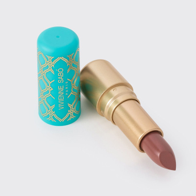 Vivienne Sabo Balm Fantaisie lab uchun balzam-bo’yog’i, 08 Tabiiy jigarrang