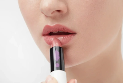 Seventeen Lipstick Special namlantiruvchi lab bo’yog’i, 263 Gullagan atirgul